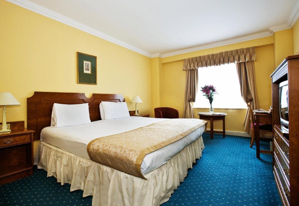 The Grafton Hotel Dublin Room photo